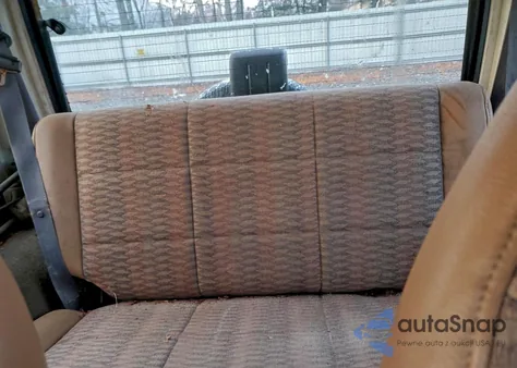 2000 Jeep Wrangler / Tj Sport z USA, uszkodzony, nr VIN 1J4FA49S2YP706869